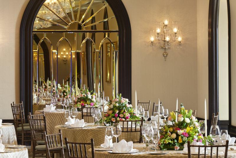 Strand Hotel, Colaba Mumbai Restaurant foto
